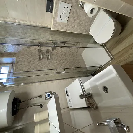 Ela Apartman *