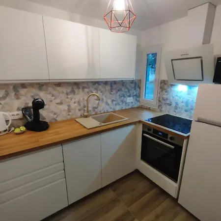 Ela Apartment