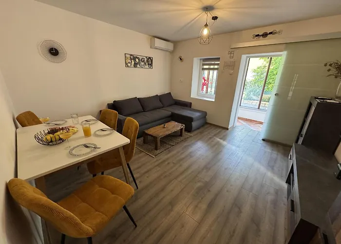 Ela Apartament Kostrena